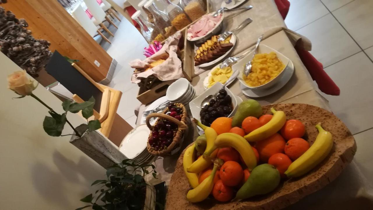 Hotel Restaurant Les Tilleuls Autrans-Meaudre-en-Vercors Εξωτερικό φωτογραφία